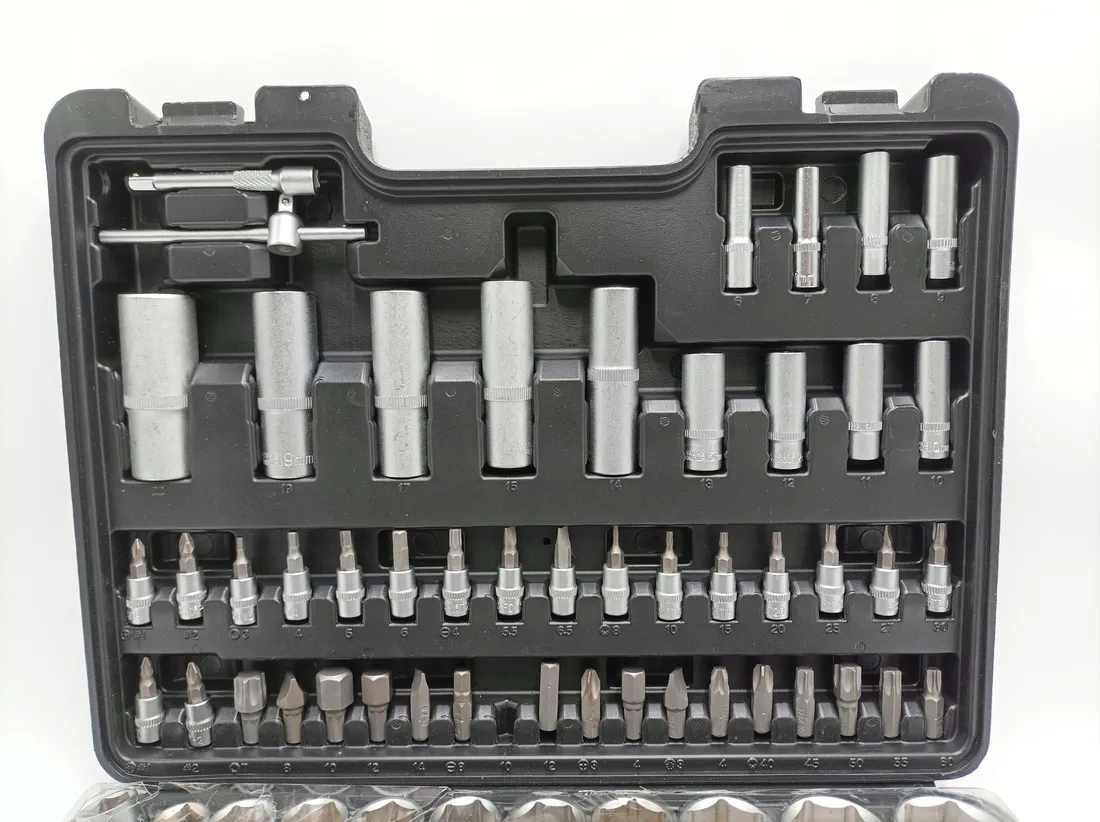 zestaw-narzedziowy-workpro-w003057au