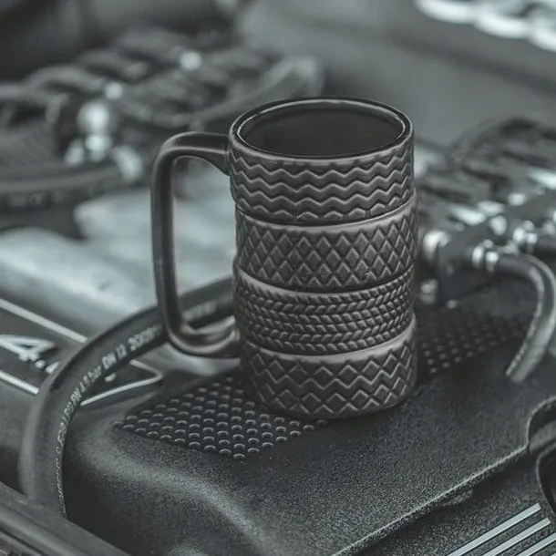 kubek-gadget-master-tyre-450ml-okazja-dzien-chlopaka-informacje-dodatkowe-z-nadrukiem