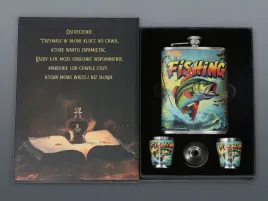 zestaw-prezentowy-ksiazka-dla-wedkarza-piersiowka-240-ml-2-kieliszki-4136