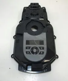 gardena-smart-sileno-city-300-obudowa-z-panelem-sterujacym-robota-koszacego