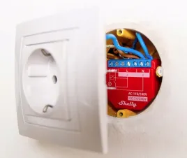 shelly-plus-1-pm-przekaznik-sterowany-wifi-z-pomiarem-mocy