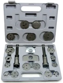 zestaw-odpowietrzania-hamulcow-wymiany-plynu-21