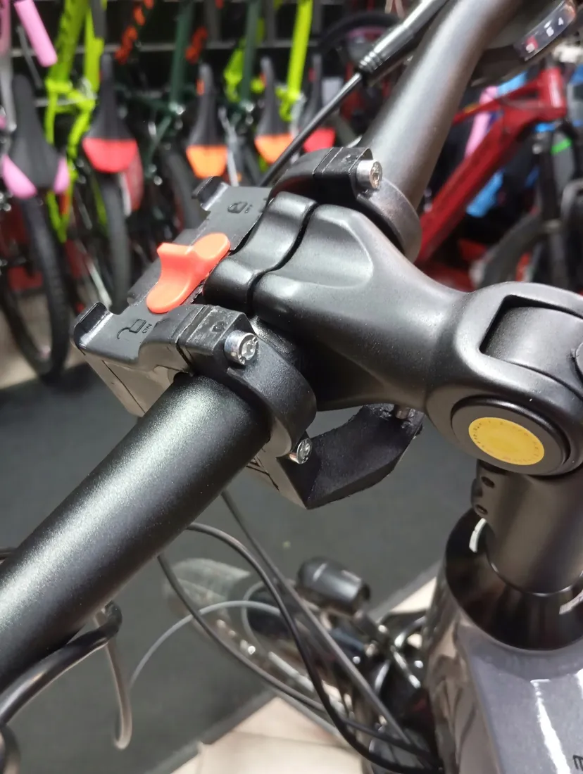 kosz-rowerowy-przod-materialowy-szary