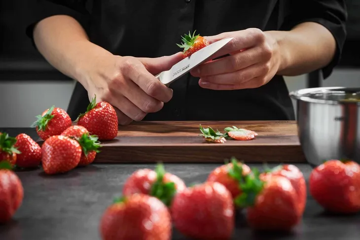 gefu-enno-noz-do-warzyw-i-owocow-10-cm-germany-material-uchwytu-drewno