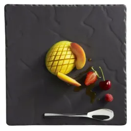 talerz-salatkowy-przystawkowy-revol-basalt-30-cm