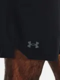 spodenki-under-armour-r-m-czarny-kolekcja-fw2022