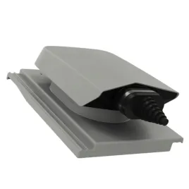 przejscie-solarne-dachowe-kabli-solarnych-benders-carisma-szary