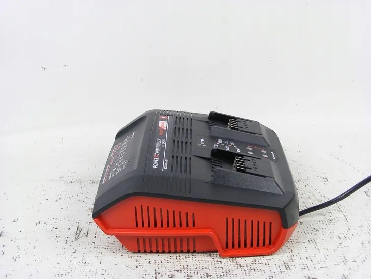 ladowarka-podwojna-einhell-power-x-change-18v-li-marka-einhell