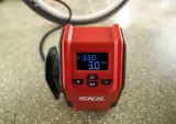 sprezarka-kompresor-pompka-20v-3159-skil-korpus-marka-skil