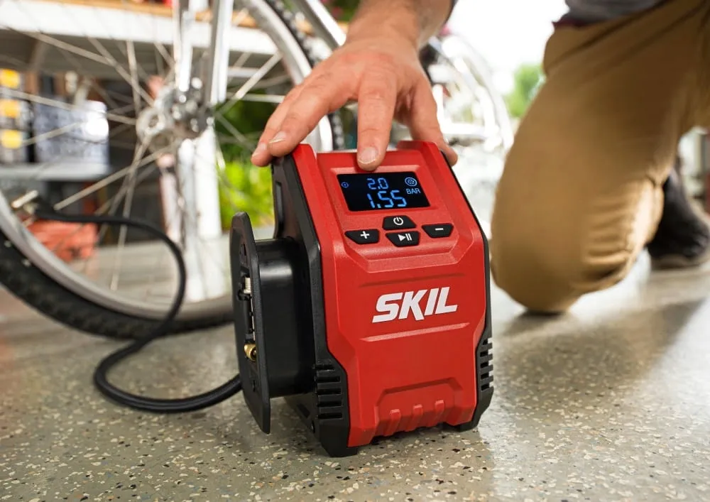 sprezarka-kompresor-pompka-20v-3159-skil-korpus