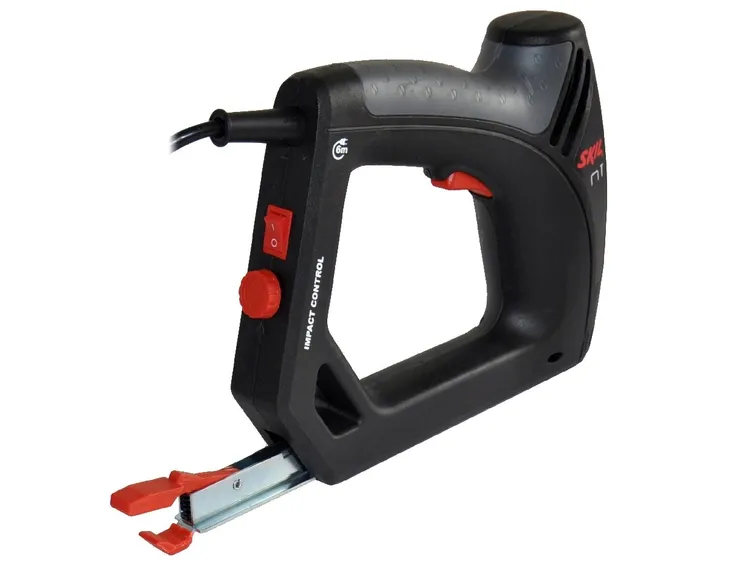 zszywacz-elektryczny-8200-skil-1500-zszywek-walizka-waga-urzadzenia-1-kg