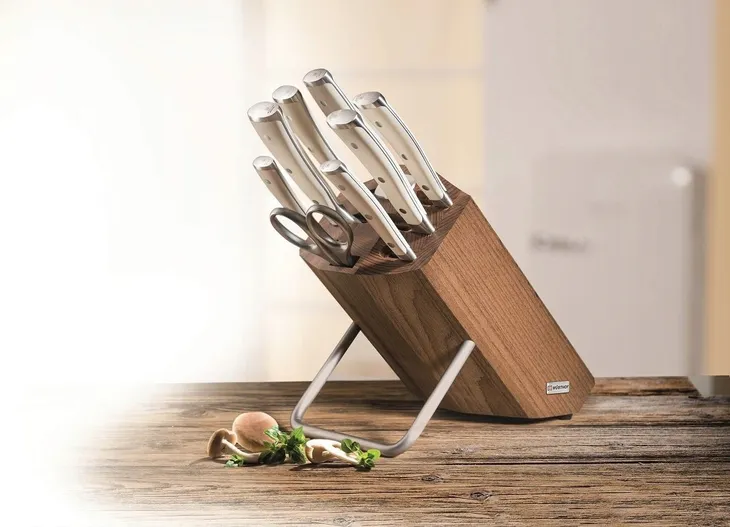 noz-do-warzyw-wusthof-9-cm-material-uchwytu-plastik