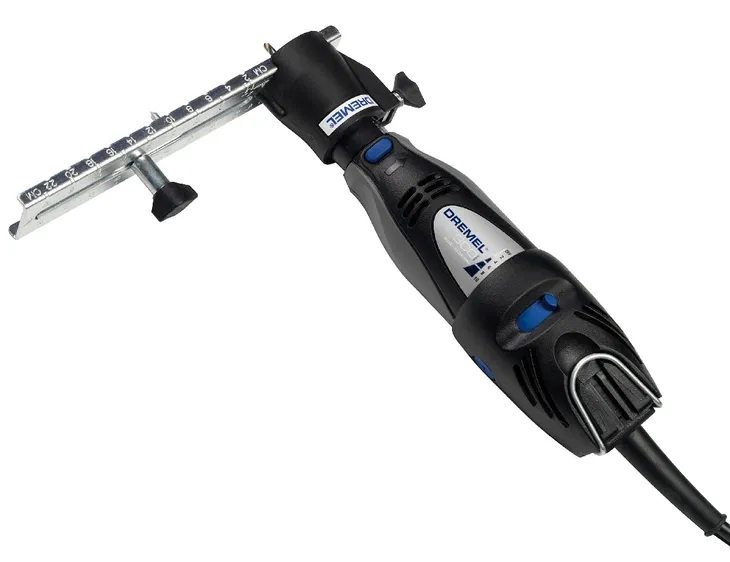 przystawka-do-ciecia-po-linii-i-kole-678-dremel-rodzaj-prowadnica-marka-dremel