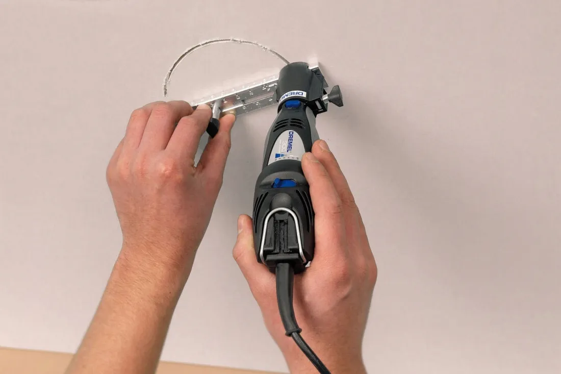 prowadnica-dremel-26150678ja