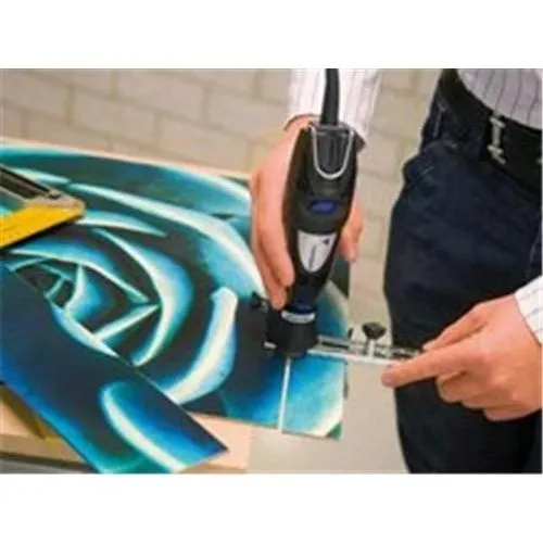 przystawka-do-ciecia-po-linii-i-kole-678-dremel-dlugosc-110-mm-marka-dremel