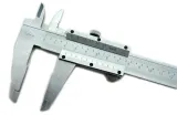 suwmiarka-analogowa-noniuszowa-z-etui-solidna-precyzyjna-002mm-300mm-c3429-maksymalny-zakres-pomiaru-300-mm