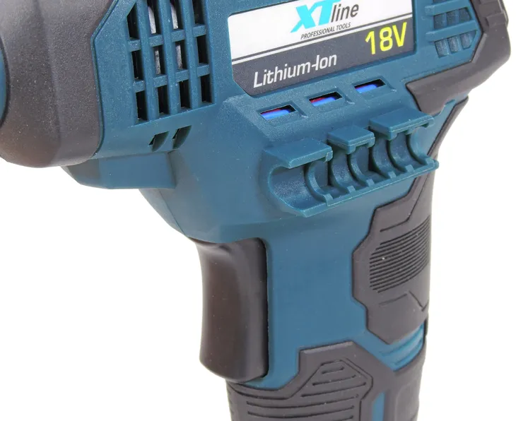 kompresor-akumulatorowy-7-bar-18v-cisnienie-maksymalne-7-bar