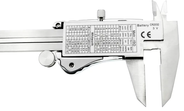 suwmiarka-elektroniczna-cyfrowa-z-wyswietlaczem-w-etui-ip54-ce-001mm-150mm-maksymalny-zakres-pomiaru-150-mm-certyfikat-ce