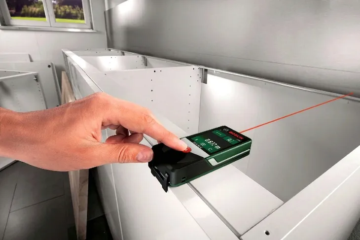 dalmierz-laserowy-advanceddistance-plr-50c-bosch-bluetooth-zasieg-50-metrow-zawiera-baterie-tak