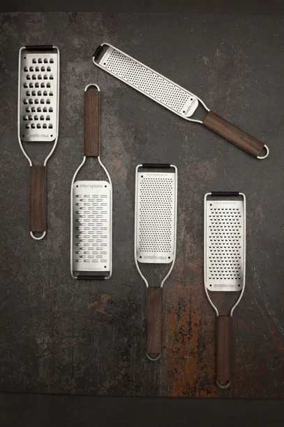 tarka-microplane-43320e-material-obudowy-drewno