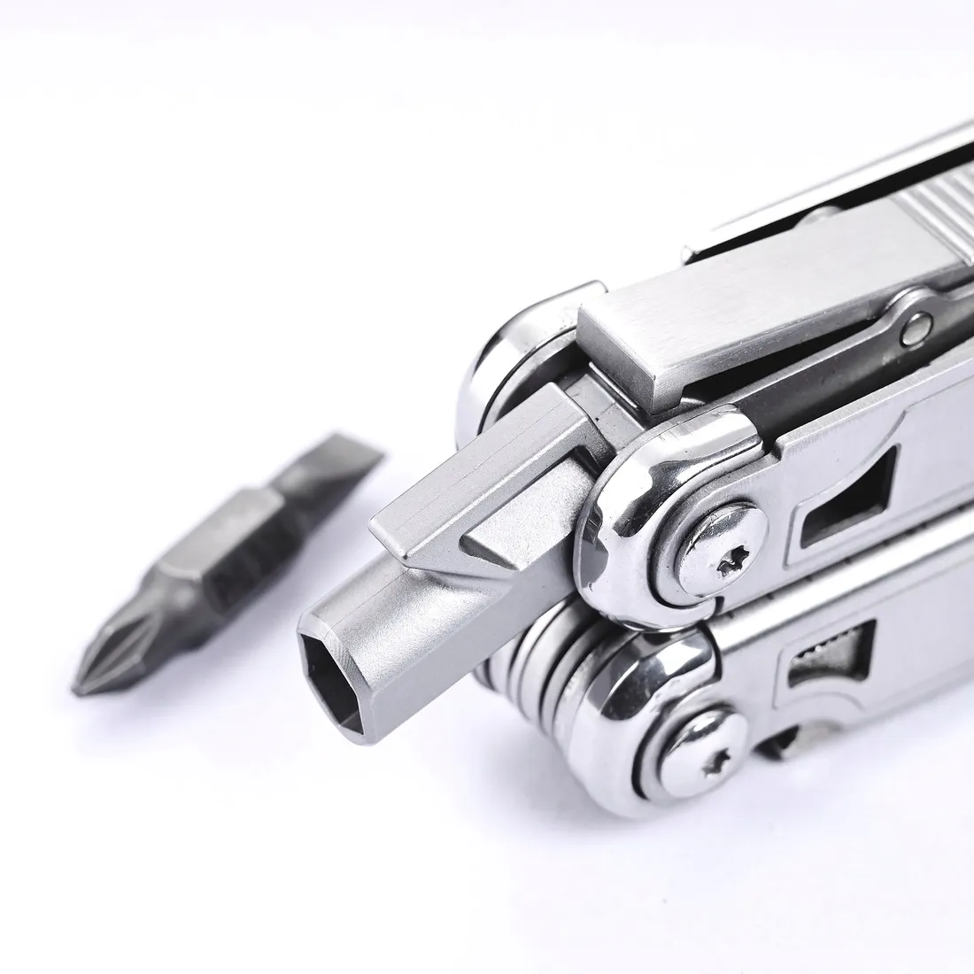 multitool-azymut-giewon-14-narzedzi-kabura-h2038