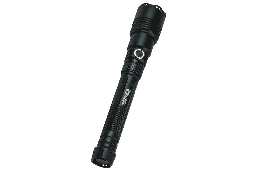 latarka-klasyczna-richmann-1200-lm-led