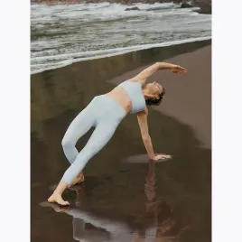 biustonosz-do-jogi-joy-in-me-base-chia-milk-34