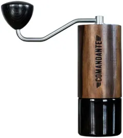 mlynek-reczny-comandante-drewno-40-g-bezowy