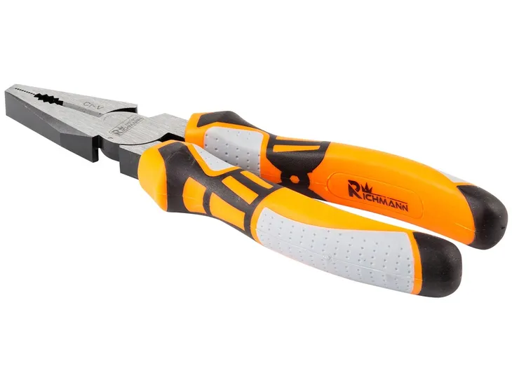 richmann-c1193-wyposazenie-tak