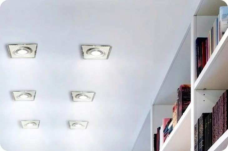 8x-halogen-ramka-do-zarowek-oprawka-wpuszczana-w-sufit-do-lazienki-material-dominujacy-szklo