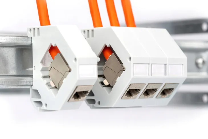 kabel-teleinformatyczny-digitus-kat-7-s-ftp-lsoh-50m-pomaranczowy-dlugosc-kabla-50-m