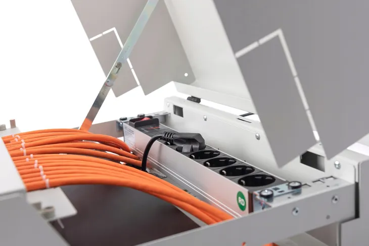 kabel-teleinformatyczny-digitus-kat-7-s-ftp-lsoh-50m-pomaranczowy-kolor-pomaranczowy