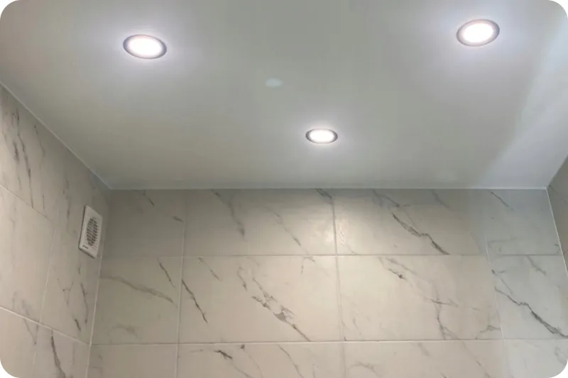 oczka-okragly-decorya-bialy