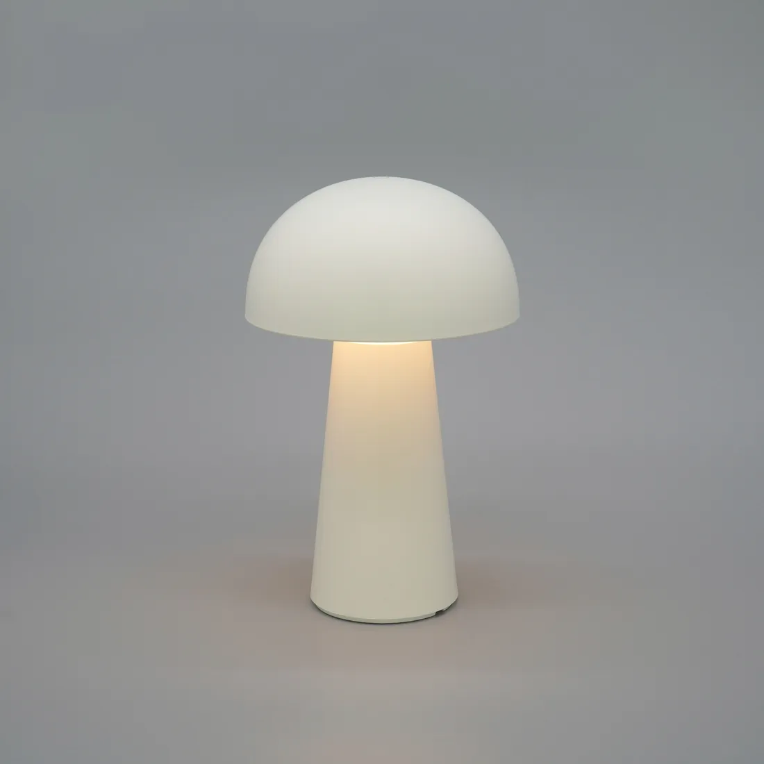 lampa-stojaca-l040-typ-stolowa