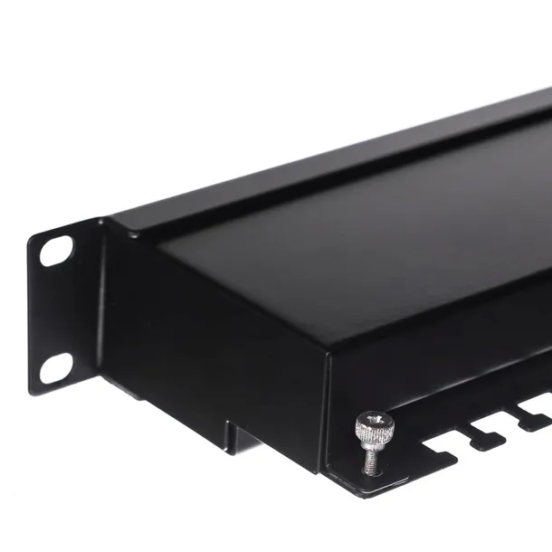 patch-panel-netrack-104-03-24-porty-czarny-wysokosc-produktu-4-4-cm