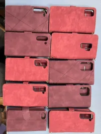 zestaw-10-czerwonych-etui-na-telefony-mix-marek-oraz-modeli