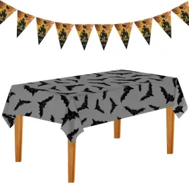 obrus-na-halloween-w-nietoperze-220x130-cm-z-choragiewkami