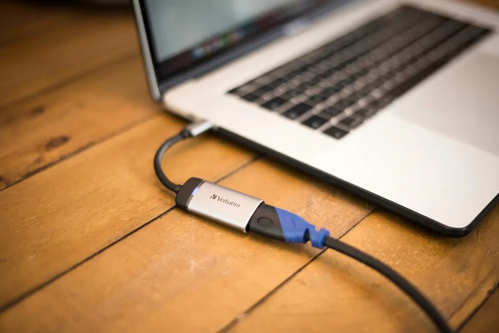 adapter-verbatim-49143-usb-c-hdmi-4k