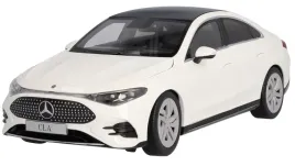 oryginalny-model-mercedes-benz-cla-coupe-c174-1-18-biel-polarna