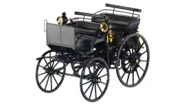 oryginalny-model-daimler-motorkutsche-1886-1-18