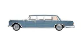 oryginalny-model-mercedes-benz-600-pullmann-w100-1-18-niebieski-stan-nowy