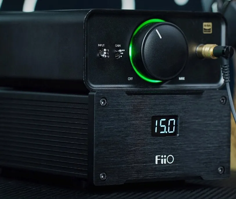 zasilacz-liniowy-fiio-pl50