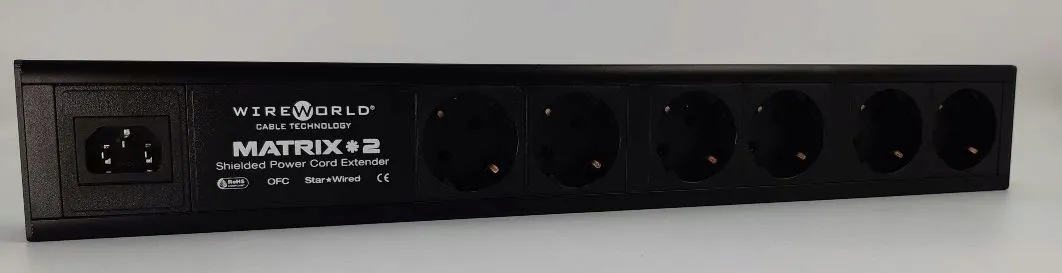 wireworld-matrix-2-listwa-zasilajaca-kod-producenta-matrixeu-2