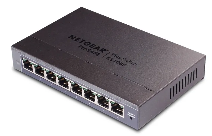 switch-netgear-gs108e-300pes-400eus-liczba-portow-8