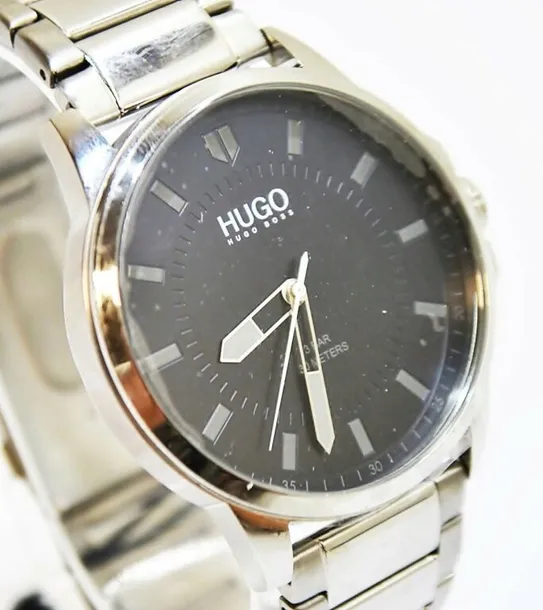 hugo-boss-1530186-mechanizm-kwarcowy