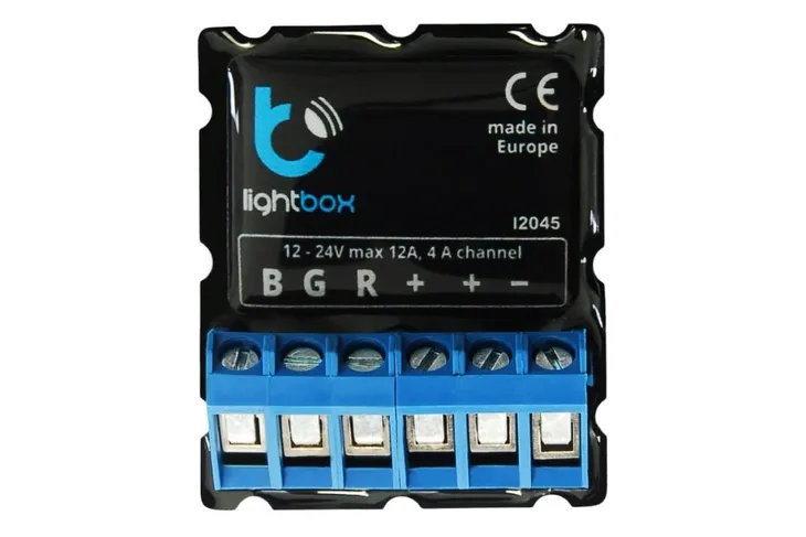 sterownik-blebox-lightbox-bluetooth-zasilanie-sieciowe