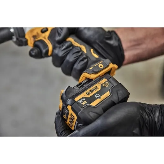 akumulator-olejoodporny-xr-12v-5ah-dewalt-dcb126g-typ-akumulatora-li-ion