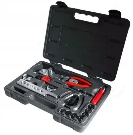 gietarka-z-zagniatarka-do-przewodow-hamulcowych