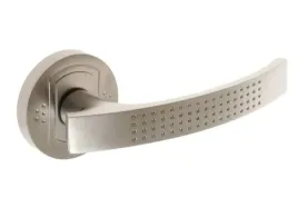 klamka-wewnetrzna-nomet-krotki-szyld-okragly