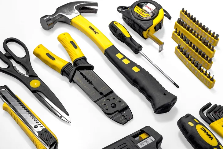 walizka-narzedziowa-186-elementow-zestaw-narzedzi-bity-mlotek-noz-nasadki-marka-wmc-tools-liczba-elementow-w-zestawie-287